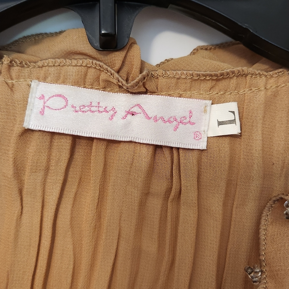 Pretty Angel Ruffle Blouse - Picture 3 of 11